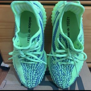 Yeezy 350 size 5